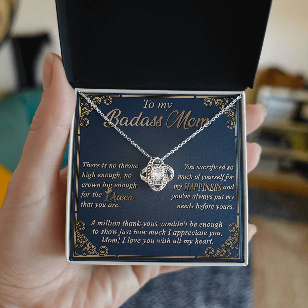 Necklace Gift For Mom - The Queen