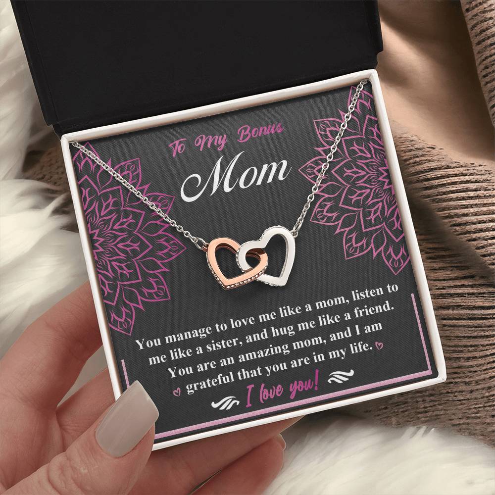 Necklace Gift For Bonus Mom - An Amazing Mom