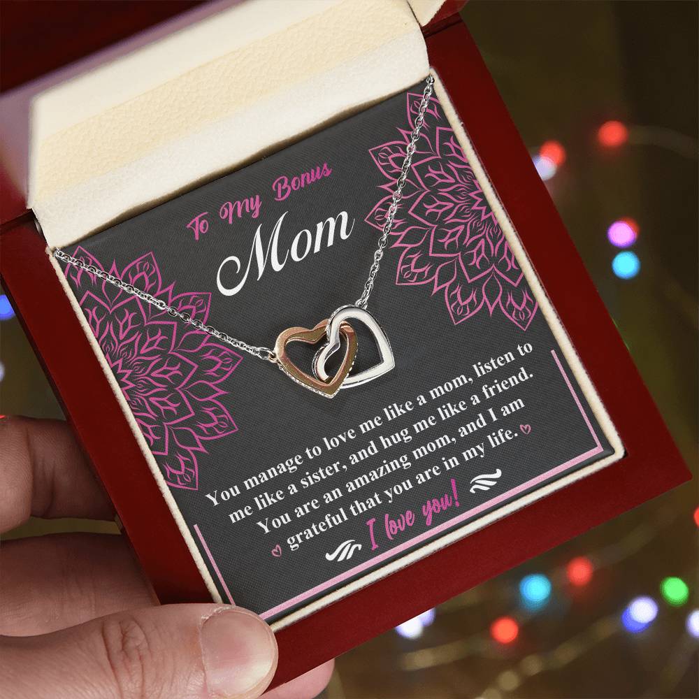 Necklace Gift For Bonus Mom - An Amazing Mom